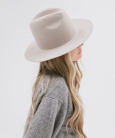 Billie is a bold, tall crown fedora with a short flat brim. Its structured shape provides a comfortable fit + is the ultimate confidence boost for any style moment. Classic Unlined Flat Brim Fedora, Everyday Fitted Fedora With Flat Brim, Everyday Fitted Flat Brim Fedora, Fitted Flat Brim Fedora For Everyday, Chic Everyday Fedora With Flat Crown, Chic Flat Brim Felt Hat For Everyday, Chic Flat Brim Felt Hat, Classic Summer Felt Hat For Everyday, Classic Fitted Felt Hat For Everyday