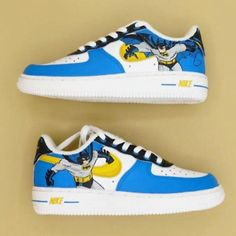 They are made with high-quality permanent and bright colors that will not fade, wash off, or peel off. The hand-painted design features the iconic Batman character, making it a must-have for any comic book lover. Batman Shoes, Shoes Air Force, Custom Batman, Custom Sneakers Diy, Air Force 1 Shoes, Af1 Custom, Af1 Shoes, Custom Af1, Custom Painted Shoes