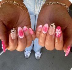 Types Of Pretty Face Animals, Nails With Cool Designs, Preppy Nails, Luv Nails, Girly Nails, Teen Nails, Hello Nails, Hippie Nails, Cute Simple Nails