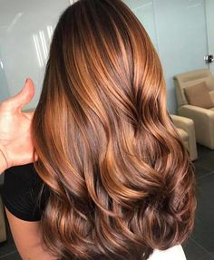 Apple Cider Hair, Balayage Medium, Blonde Ideas, Hair 50, 2020 Aesthetic, Aesthetic Blonde, Honey Brown Hair, Ball Hairstyles, Caramel Hair