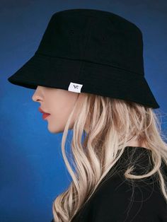 - Basic bucket hat- Comfortable fit- 100% cotton material- Logo label on the edge- Regular sized fit- Herringbone pattern - Stitching at round brim - Unisex itemMeasurements(in.) - Head girth : 22in.~23.6in. / Height : 3.34in. / Brim length : 2.75in.Composition & Care- Outshell :100%cotton- Hand-wash only / Please check the care label.Designer- Made in Korea- by VARZAR- Style#: 300955152 Cotton Streetwear Hat With Short Brim, Wide Brim Cotton Hat For Streetwear, Cotton Wide Brim Hat For Streetwear, Black Brimmed Cotton Sun Hat, Black Cotton Brimmed Sun Hat, Black Cotton Sun Hat With Curved Brim, Cotton Bucket Hat For Streetwear, Spring Cotton Sun Hat For Streetwear, Black Cotton Wide Brim Hat