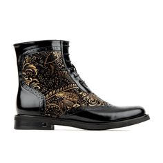 Forever classic, the Mantis - Black & Gold women’s ankle boot is a Italian black leather accented in a suede embossed feather print.   Handcrafted in beautiful Italian leather, these women’s ankle boots are a comfortable, lace up boot that will go with anything in your wardrobe.  If you are searching for an elevated black ankle  boot, look no further.     Also, please note, our shoes are not made specifically for wide feet. We recommend cleaning our shoes with a soft bristle, horsehair brush or Inktober Inspiration, Fancy Boots, Designer Ankle Boots, Unique Boots, Gold Boots, Italian Leather Shoes, Lug Sole Boots, Platform Ankle Boots, Sole Shoes