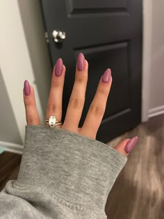 Nail Colors For 2023, Fall Almond Nails, Wife Nails, Engagement Nails, Mauve Nails, Nails Elegant, Solid Color Nails