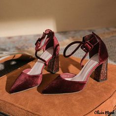 Olivia Mark - Fashionable High-Heel Shoes with Pointed Tips, Chunky Heels, and Shimmering Sequins Wine Heels, Fall Wedding Shoes, Elegant High Heels, Elegant Heels, Shoe Sole, Point Shoes, Casual Flat Shoes, Snow Shoes, Stiletto Pumps