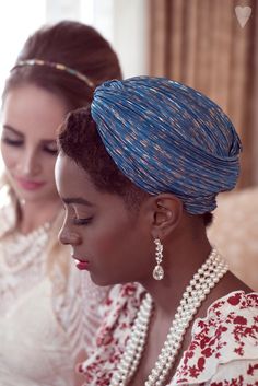 Trouvaille Turban perfect hair accessory | Malionne Nice Hairstyles, Ocean Blue Color, Wrap Tutorial, Paris Atelier, Hair Wrap Scarf, Blue Headband, Head Pieces, Turban Headband, Heart Hair