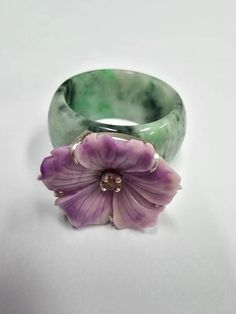 Jade Band Ring With Purple Flower NASCHENKA Traditional Korean - Etsy Colombia Adjustable Carved Jewelry For Anniversary, Handmade Jade Jewelry For Weddings, Jade Band Rings, Handmade Jade Jewelry For Anniversary, Handmade Flower Promise Ring, Handmade Promise Flower Ring, Handmade Flower Ring For Promise, Purple Flower Rings For Anniversary, Purple Flower Ring For Gift