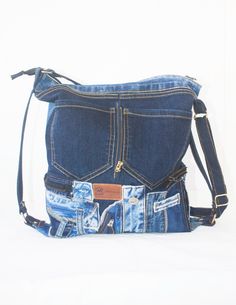 Denim Bag Patterns, Denim Shoulder Bag, Diy Clothes Refashion, Denim Handbags, Denim Shoulder Bags, Denim Quilt, Oversized Bag, Bags Handmade, Denim Diy