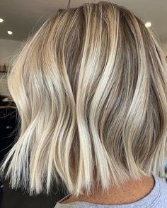 Bixie Colour, Blond Bob, One Length Hair, Texture Contrast, Hair Color Options, Blonde Bob Hairstyles, Choppy Bob Hairstyles, Shorter Hair, Hair 2024