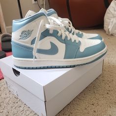 Air Jordan 1 Mid - University Blue -"Unc" 2022 Womens 10/ Mens 8.5 Worn Twice, Like New! -Has A Couple Of Water Spots On Tongue As Shown In Pictures Laces Need To Be Replaced Or Washed Still A Brand New Jordan Shoe Will Ship With Box Open To Reasonable Offer Cool Nike Shoes Women, Woman Jordans Shoes, Nike Air Jordan 1 University Blue, Jean Nike Shoes, Preppy Platform Shoes, Air Jordens1 Blue, Blue And White Air Jordans, Blue Jordans Women, Cute Shoes Nike Jordans