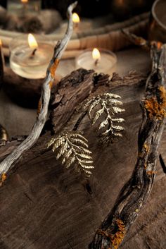 These brass fern leaf loop earrings are inspired by the beauty of nature, with each leaf detail carefully handcrafted to capture the intricate, delicate details of real ferns. 🌿 The organic design wraps around your ear, giving them a unique and natural look that feels like a little piece of the forest.🤗 Lightweight and easy to wear, these earrings are perfect for nature lovers.💕 Size in diameter: 2,8cm * PROCESS TIME & SHIPPING * - Normal process time is 5-8 work days - PLEASE NOTE, THAT if y Forest Fern, Fern Leaf, Loop Earrings, Organic Design, Leaf Necklace, Delicate Details, Enchanted Forest, Brass Earrings, Pretty Jewellery