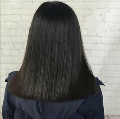 The Most Classic Mid-Length Haircuts Hair Cuts Mid Length Straight, Square One Length Haircut Long, Single Length Haircut Long, Mid Back Haircut Straight, Back Length Haircut, One Length Haircuts Short, One Length Straight Hair, Equal Length Haircut