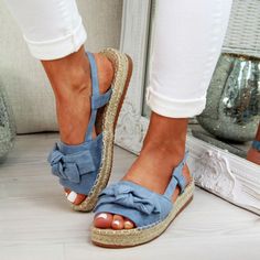 Peep Toe Casual Summer Sandals With Bow on Luulla Canvas Sandals, Comfy Slippers, Block Sandals, Womens Gladiator Sandals, Espadrilles Platform, Womens Summer Shoes, Bow Shoes, Bow Design, Buckle Sandals