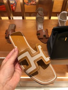 Luxury Brown Flat Slides, Luxury Summer Slides With Buckle Closure, Luxury Slides With Buckle Closure, Luxury Leather-lined Slide Sandals, Hermes Oran, Luxury Shop, Fashion Shoes