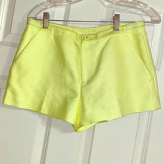 Brand New With Tags Juicy Couture Lime Green Shorts Size 6 High-waisted Shorts For Summer Night Out, Summer Night Out Shorts With Built-in Shorts, High-waisted Shorts For Night Out In Spring, Short Inseam Shorts With Pockets For Night Out, High Waist Shorts For Summer Night Out, High Waist Shorts For Night Out In Summer, Spring Party Bottoms With Short Inseam, High-waisted Shorts With Pockets For Night Out, Summer Shorts With Pockets For Night Out