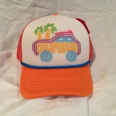 Brand New With Tags Adjustable Snapback Trucker Cap California Faux Neon Suv Surfboard Palm Trees Fun Vibrant Colors Trendy Trucker Style Visor Hat For Beach, Retro White Baseball Cap For Summer, White Baseball Cap For Beach, White Visor Trucker Hat For Beach, White Trucker Hat For Beach Season, White Trucker Hat For The Beach, Retro White Hats For Summer, White Visor Snapback Hat For Summer, White Casual Snapback Hat For Summer