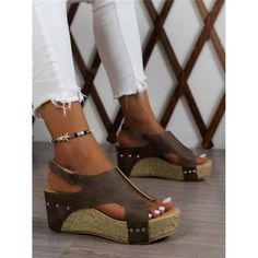 -Item Id 21331630 -Color: Brown -Heel Height: High Heel -Upper Material: Pu Leather -Lining Material: Pu Leather -Insole Material: Pu Leather -Outsole Material: Rubber **Open To Offers!!!** **Bundle To Save More** **30% Off Bundles Of 2 Or More Items!!** ***Orders Go Out Within 5-10 Business Days!! Thank You For Your Patience!! Multiple Sizes And Colors Available In Most Styles Don't See Your Size Or Color Listed, Just Ask. Temu Shopping, Summer Shoes Wedges, Comfy Wedges, Orthopedic Sandals, Black Wedge Shoes, Women Platform Sandals, Sandal Platform, Slingback Shoes, Platform Wedge Sandals