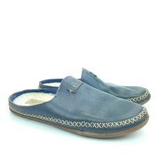 Brand: Ugg Style: Flat Loafer Color: Blue Euro Size: 38 Us Size: 7 Pattern: Solid Closure: Slip On Features: Leather, Cotton Interior Sold As Pictured( Please See Images For More Details ) ( Please Check On Brand's Website For More Details On Proper Fitting ) -30 Day Returns On Unused/Unworn Items -100% Authenticity Guaranteed -Items Ship Within 1-2 Business Days -Please Contact Us Regarding Any Issue Or Concern Thanks For Looking! Casual Blue Loafers With Round Toe, Blue Casual Slip-on Loafers, Casual Blue Flat Loafers, Blue Low-top Leather Slip-ons, Blue Slip-on Slippers With Rubber Sole, Casual Blue Slip-on Loafers, Winter Slip-on Loafers With Leather Sole, Comfortable Blue Loafers With Rubber Sole, Comfortable Blue Loafers With Round Toe