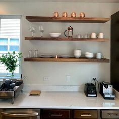 the kitchen counter is clean and ready for us to use