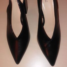 Barneys New York Womens Shoes Size 9us New Without Box Black Wide Fit Pointed Toe Heels, Black Leather Shoes With Heel Strap For Office, Black Leather Shoes With Heel Strap For Formal Occasions, Black Leather Shoes With Heel Strap And Almond Toe, Black Leather Shoes With Block Heel And Medium Width, Black Block Heel Court Shoes With Branded Insole, Black Court Shoes With Block Heel And Branded Insole, Modern Black Ankle Strap Court Shoes, Modern Black Court Shoes With Ankle Strap