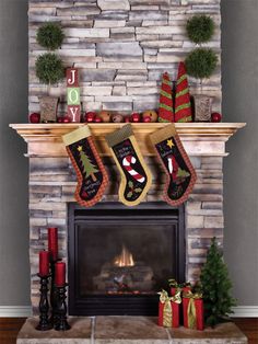 Christmas Fireplace and Stocking Photography Backdrop - Cozy stone fireplace with Christmas stockings Christmas Cards Photography, Christmas Backdrops For Photography, Fireplace Stockings, Themed Photography, Holiday Portraits, Christmas Photography Backdrops, Christmas Backdrops, Christmas Fireplace, Christmas Photography