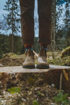 Everything you love about our original boots, turned up to max. Supple leather, leather-lined. More comfort. More protection. More places to see and go.  #blundstone #blundstoneboots #blundstoneusa #leatherboots #chealseaboots #outfitideas #outdoors #falltravel #europe Outdoor Fitness Photography, Blundstone Outfit, Summer Hiking Boots, Blundstone Women, Outdoorsy Style, Best Hiking Shoes, Blundstone Boots, Summer Hiking, Summer Boots