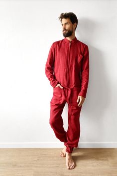 This jumpsuit is versatile, they are cozy and comfortable outdoors as well as at home. Flax has a massaging effect, the fabric is antiseptic and relieves stress. Add this item to your Black Friday shopping list. Get Christmas gifts in advance. #linenjumpsuit #men'ssuit #blackjumpsuit #linenclothes #men'sclothes #men'sjumpsuit #linenclothes #sustainablefashion #ethicalfashion #organicclothes #linenstyle #christmasgiftforhim #christmasgift #blackfriday