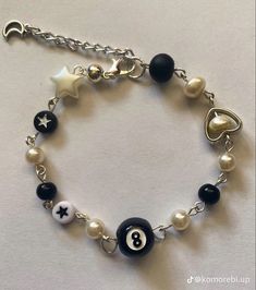 Accessories Aesthetic Bracelets, Aesthetic Bracelets Beads, Bracelet Ideas Aesthetic, Aesthetic Bracelet Ideas, Charms Aesthetic, Pulseras Aesthetic, Star Bracelets, Bracelet Inspo, Accessory Ideas