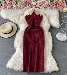 Burgundy off shoulder dressFabric: blendedColor: burgundySize (cm): S, M, L, XLS length 126 bust 84 waist 65 hip 90M length 127 bust 88 waist 65 hip 94L length 128 bust 92 waist 65 hip 98&ltp&gtXL length 129 bust 96 waist 69 hip 102&lt/p&gt&ltbr/&gt&ltp&gtFor more pictures of the dress, please contact us, thank you.&lt/p&gt&ltbr/&gt Elegant Red Off Shoulder Dress For Summer, Chic Red Off-shoulder Dress, Elegant Off-shoulder Backless Dress For Date Night, Elegant Red Off Shoulder Dress For Spring, Elegant Burgundy Midi Dress For Date Night, Elegant Red Off-shoulder Dress For Spring, Red Midi Length Halter Dress For Party, Red Midi Halter Dress For Party, Elegant Red Fitted Off Shoulder Dress