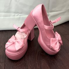 These Satin Pink Platform, Mary Jane’s Brand New Never Worn Shoes By Sugar Thrillz Are An Upgrade To Any Closet. No Original Box. 100% Brand New And Never Been Worn. Sugar Thrillz Shoes, Pink Platform, 2000s Clothes, Cute Shoes Heels, Pink Platforms, Sugar Thrillz, Girly Shoes, Pretty Bags, Virtual Closet