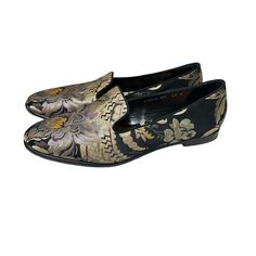 Item Is In Good Preowned Condition. No Box Is Included Elegant Embroidered Round Toe Loafers, Elegant Embroidered Loafers With Round Toe, Elegant Embroidered Flat Loafers, Embroidered Flat Loafers For Formal Occasions, Formal Embroidered Round Toe Loafers, Embroidered Formal Closed Toe Loafers, Formal Embroidered Closed Toe Loafers, Embroidered Loafers, Purple Label