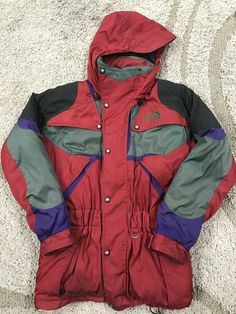 In very good condition. Well taken care of. See photos for details. Message me with questions! Vintage The North Face Extreme Ski Jacket - Size Large - Red Gray Purple Black. Condition is "Pre-owned". Shipped with FedEx Ground or FedEx Home Delivery. Red Winter Hiking Outerwear, Red Hooded Sport Coat For Winter, Hooded Red Sport Coat For Winter, Red Outdoor Sport Coat With Pockets, Red Sport Coat With Pockets For Outdoor, Red Winter Sport Coat For Outdoor, Functional Red Outerwear For Hiking, Functional Red Outerwear With Pockets, Red Functional Outerwear With Pockets