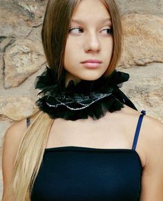 And about shipping, I always return the difference greater than €2, because it is not always the shipping price is fair. Thank you and have a good shopping!!! Soft , sophisticated, refined...... are just some of the words that might approximately to send the dignity of this little Chic Black Party Choker, Elegant Black Choker For Wedding, Elegant Black Wedding Choker, Black Ribbon Wedding Jewelry, Black Choker For Wedding, Black Choker Necklace For Wedding, Gothic Black Choker For Evening, Black Gothic Choker For Evening Wear, Elegant Black Choker With Black Ribbon