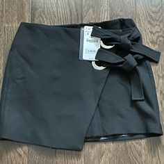 Brand New With Tag 100% Polyester Skirt From A Smoking Free And Pet Free House Chic Zara Skort For Work, Casual Going Out Skirt By Zara, Zara Casual Skirt For Going Out, Casual Zara Skirt For Going Out, Zara Skirt For Spring Going Out, Zara Skirt For Going Out In Spring, Zara Casual Mini Skirt For Going Out, Zara Mini Skirt For Spring Going Out, Zara Mini Skirt For Going Out In Spring