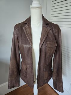 Vintage Gap 2000 Brown distressed  butter thick leather fitted jacket. With a striped lining. 2 small side pockets and breast pocket Zip up. In excellent like new vintage condition. No funky smells. Size S Brown Leather Jacket With Multiple Pockets, Fitted Leather Jacket With Multiple Pockets, Vintage Brown Leather Jacket, Long Leather Jacket, Fitted Jacket, Brown Leather Jacket, Distressed Leather, Workout Jacket, Vintage Brown