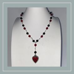 Queen of Hearts Necklace Alloy charm Crystals: Black Agate, Ruby Crystals Black, Hearts Necklace, Heart Chain, Black Agate, Queen Of Hearts, Heart Necklace, Pendant Necklaces, Jewelry Necklace Pendant, Agate