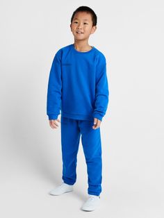 This Kids Organic Cotton Sweatshirt is created using a soft loopback fabric similar to French Terry, made from organic cotton. The Cobalt Blue color is created using Environmentally Friendly Dyes and a recycled water system. Roy is 137cm, he is wearing age 9YR-10YR. ## --SPLIT-IMPACT  Impact  Our goal is to plant, protect and restore 1 million trees to help save our environment. That’s why we’ve created the Tomorrow Tree Fund, powered by Milkywire. Together, we’re supporting grassroots NGOs arou Stylish Boy Clothes, Stylish Boy, Eco Clothing, Water System, Peppermint Oil, Stylish Boys, Natural Plant, Fashion Baby, Boy Clothes