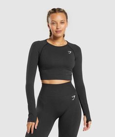 Gymshark Vital Seamless 2.0 Crop Top - Black Marl Gymshark Vital Seamless, Black Long Sleeve Crop Top, Gym Wear For Women, Gymshark Women, Workout Crop Top, Fit Body, Long Sleeve Crop, Black Crop Tops, Body Fit