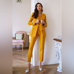 Elgia Mustard Office Slim-Fit 3-Piece Suit Size M Description Fabric: Suit Crepe Diagonal Cotton 65%, Polyester 35% Blazer Length Is 27,1 Inches Or 69cm Sleeve Length: 62cm/ 24,4in Vest Length: 47cm/ 18,5in Pants Outer Seam Length: 100 Cm/ 39,3in Tailored Yellow Suit For Office, Yellow Tailored Suit For Office, Yellow Notch Lapel Suit For Work, Yellow Notch Lapel Suits For Work, Fitted Yellow Suits For Workwear, Elegant Yellow Suits For Workwear, Elegant Yellow Suits For Work, Elegant Yellow Pantsuit For Formal Occasions, Elegant Tailored Yellow Sets