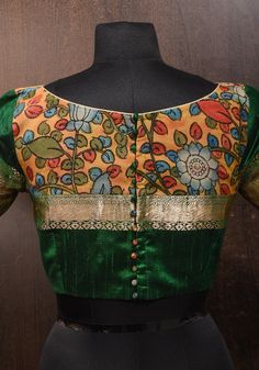 Pure Raw Silk Blouse in Emerlad Green With Kalamkari Yoke Cutout Pattern - Etsy Singapore Kalamkari Blouse Designs, Ikat Blouse Designs, Raw Silk Blouse, Patch Work Blouse Designs, Kalamkari Blouse, Boat Neck Blouse Design, Blouse Ideas, Cut Blouse, Saree Blouse Neck Designs