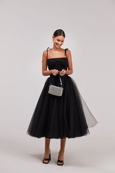 Black Dress Wedding Guest, Black Dress Wedding, Black Wedding Guest Dresses, Tulle Midi Dress, Dress Wedding Guest, Black Wedding Dresses, Evening Dresses Elegant, Vestido Casual, Bustiers