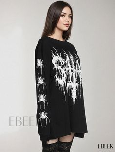 Ebeek - Womens Plus Size Gothic T-shirt: Spider Print Long Sleeve Round Neck Oversized T-shirt with Slight Stretch Gothic Spider, Plus Size Gothic, Oversized T Shirt, Printed Sleeves, Olivia Mark, Oversized Tshirt, Autumn Summer, Collar Styles, Types Of Sleeves