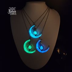 Feel the Magic of the moon when you wear this Luminous Moonlight Necklace. Wear this glow-in-the-dark piece either casual or dressy. Enhance your goddess look and pair with our Chokers, Bracelets, Earrings, and Rings. Truly Magical! Details: Fashion Jewelry Glow-in-the-dark Stones Pendant Size: 3.2 x 3.5cm Place under flashlight or sunlight for 20-30 minutes, the longer the better. Chain Length: 45cm Silver Glow In The Dark Jewelry For Party, Silver Glow-in-the-dark Jewelry For Party, Green Luminous Jewelry For Party, Luminous Green Jewelry For Party, Black Glow In The Dark Jewelry For Parties, Luminous Silver Jewelry For Party, Black Glow In The Dark Party Jewelry, Mystical Luminous Jewelry For Gifts, Mystical Luminous Jewelry Gift