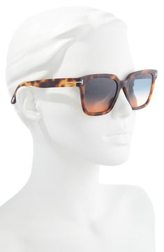 Modern Tan Sunglasses With Gradient Lenses, Square Frame Aviator Sunglasses With Mirrored Lenses, Classic Sunglasses With Gradient Lenses For Square Face, Luxury Tan Sunglasses With Mirrored Lenses, Classic Cat Eye Sunglasses With Tinted Square Frame, Trendy Tan Sunglasses With Gradient Lenses, Classic Tan Sunglasses With Mirrored Lenses, Tom Ford Sunglasses, Classic Silhouette