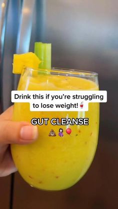 Healthy Juicer Recipes, Resep Smoothie, Smoothie Drink Recipes, Juicer Recipes, Healthy Drinks Smoothies, Makanan Diet, Healthy Juice Recipes, Healthy Drinks Recipes, Fruit Smoothie Recipes