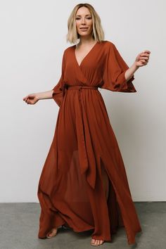 Dresses Guest, Kimono Maxi Dress, Baltic Born, Velvet Maxi Dress, Beautiful Dress Designs, Rust Dress, Kimono Sleeves, Maxi Dress Navy, Outfit Look