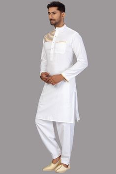 Buy Men's Blended Cotton Solid Pathani Set in White Online - Zoom In Casual White Fitted Kurta, Festive White Long Sleeve Sets, White Casual Kurta For Eid, Casual White Kurta For Eid, Fitted White Cotton Sets, White Fitted Cotton Sets, Pathani Kurta, Silk Anarkali, Large Dangle Earrings