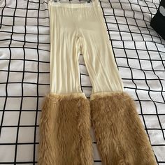 Never Worn Faux Fur Trousers From Baby Sara By Sara Sara. Looks Very Luxurious And Stylish Cream Stretch Pants For Winter, Stretch Cream Pants For Winter, Fur Pants, Pants Color, Kids Bottoms, Faux Fur, Kids Shop, Trousers, Pants