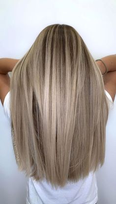 Current Hair Color Trends, Fresh Hair Color, Hair Color Inspiration, Ash Blonde Hair