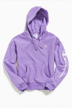 Champion UO Exclusive Script Sleeve Hoodie Sweatshirt | Urban Outfitters Air Jordan 1 Court Purple, Dope Hoodies, Hoodie Aesthetic, Mode Masculine, Script Logo, Teenager Outfits