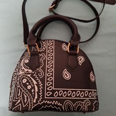 Black Purse Black Bandana Print Good Condition. Never Worn. #Blackpurse #Unique Black Bandana, Black Purse, Purse Black, Bandana Print, Black Purses, Mini Bags, Mini Bag, Bag Lady, Purse